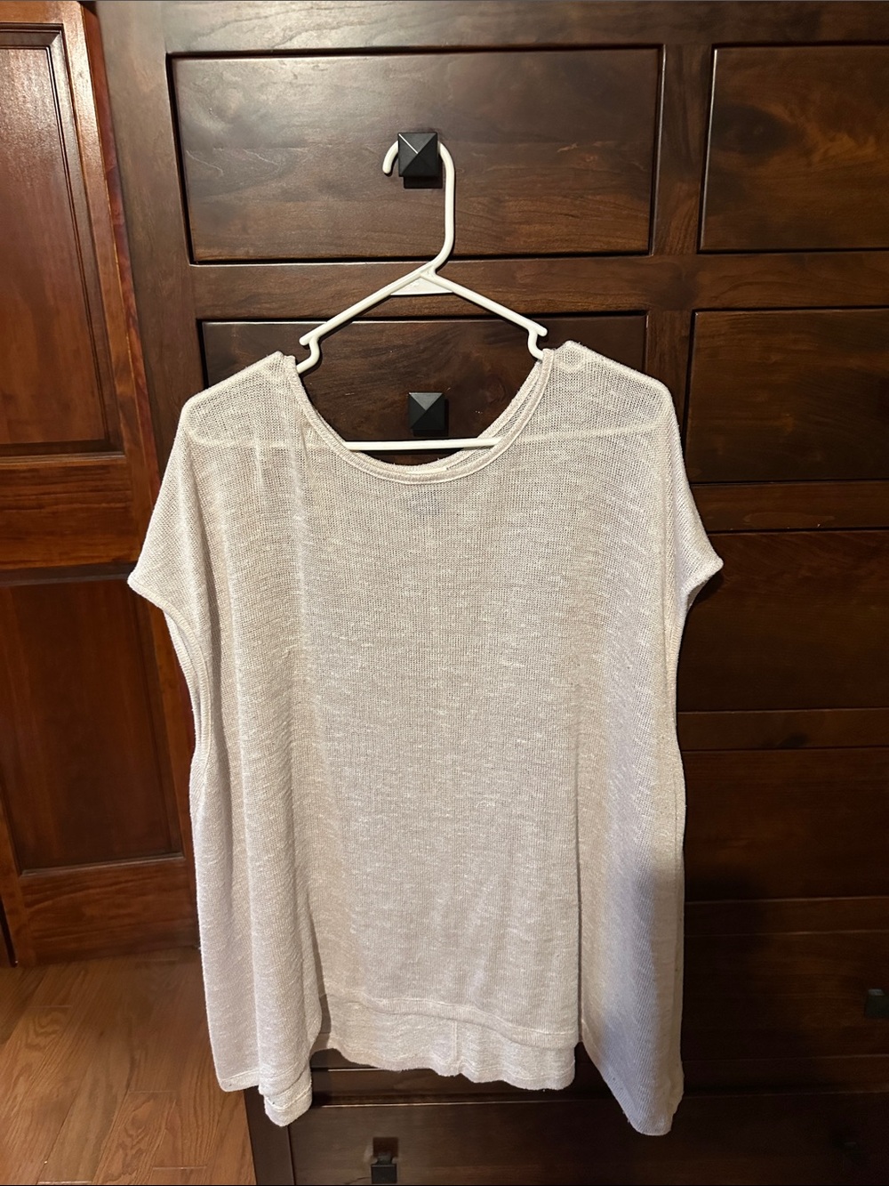 Old Navy Light Cream Knit Short Sleeve Tunic Top